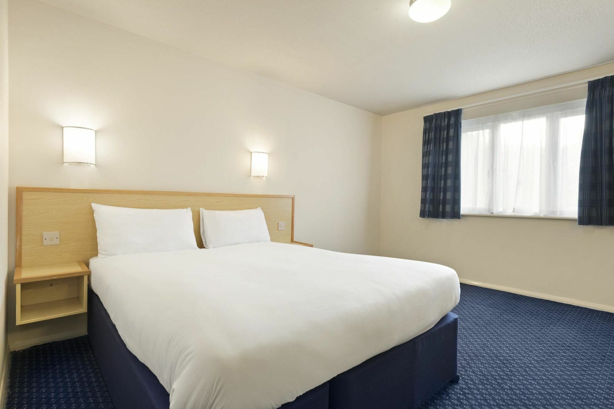 Days Inn Sutton Scotney North Ngoại thất bức ảnh